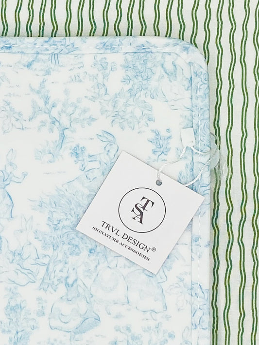 Roadie Large- Bunny Toile Blue Zip Pouch