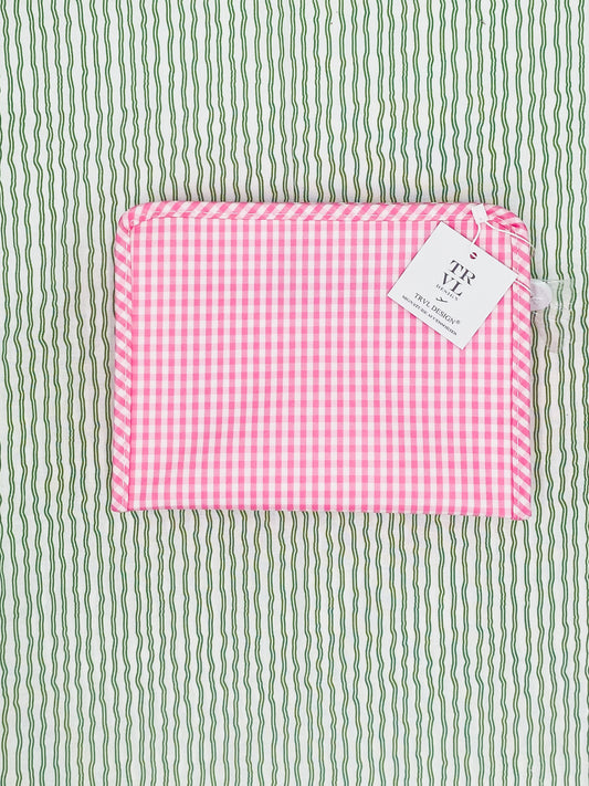 Roadie Medium - Gingham Pink